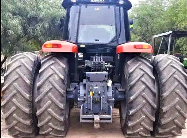 Tractor Massey Ferguson 7019, año 2015