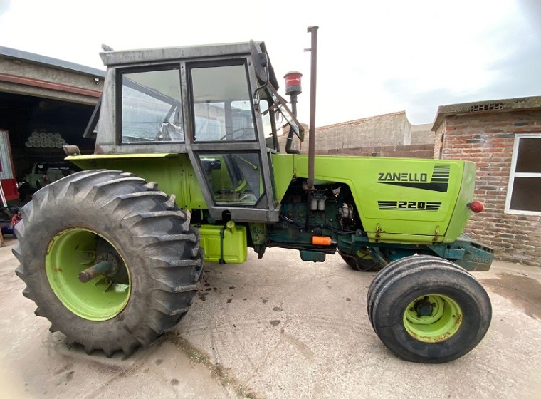 Tractor Zanello 220, año 1994