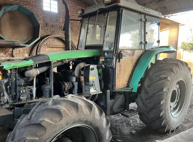 Tractor Agco Allis 6.110, año 2008