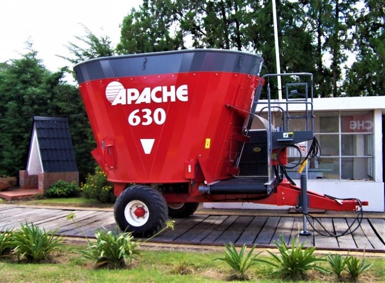 Mixer Apache 630, año 0