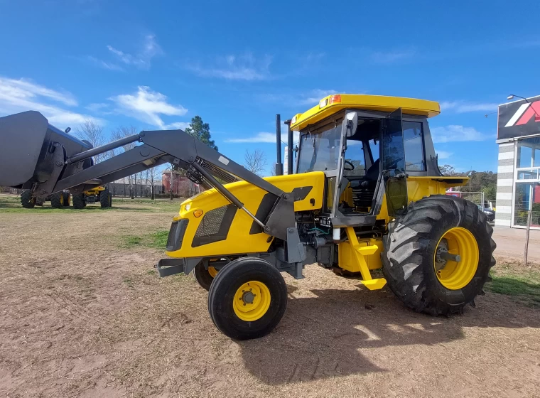 Tractor Pauny 230CC, año 2012