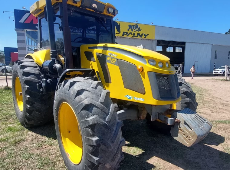 Tractor Pauny 250 EVO, año 2016