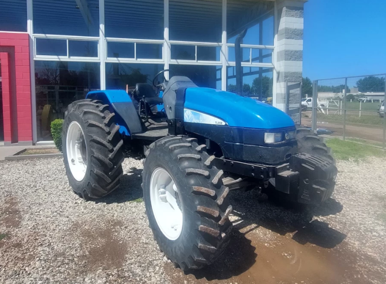 Tractor New Holland TL95, año 2006
