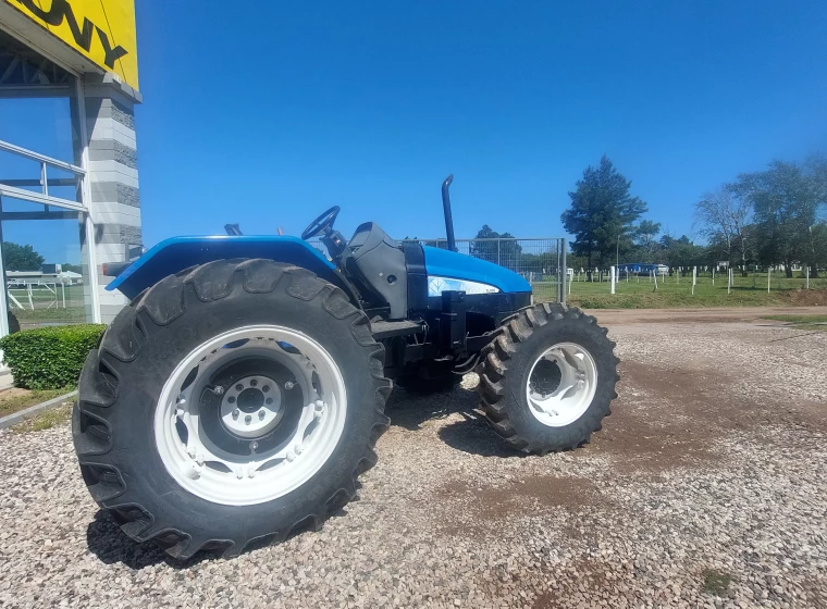 Tractor New Holland TL95, año 2006