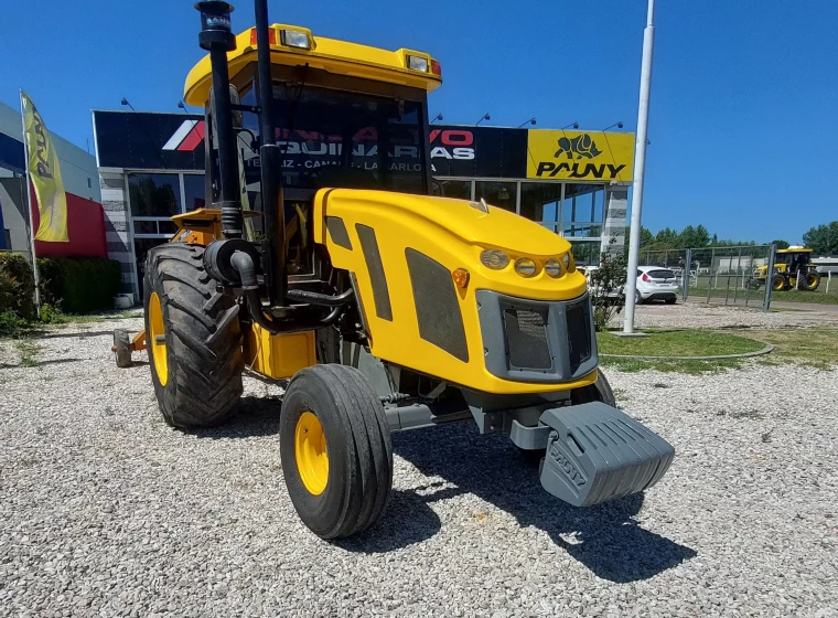 Tractor Pauny 230CC, año 2012