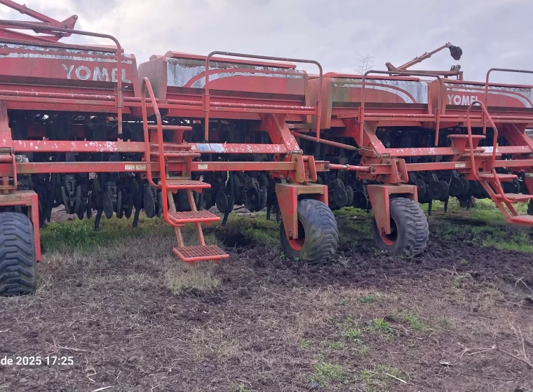 Sembradora Yomel Hj 340, año 1