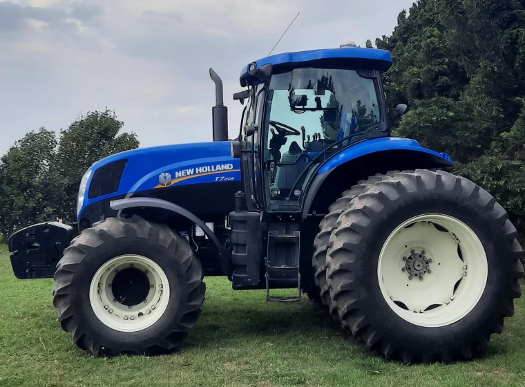 Tractor New Holland T7.205, año 2017