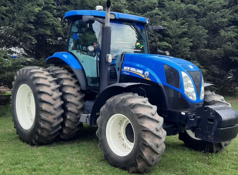 Tractor New Holland T7.205, año 2017