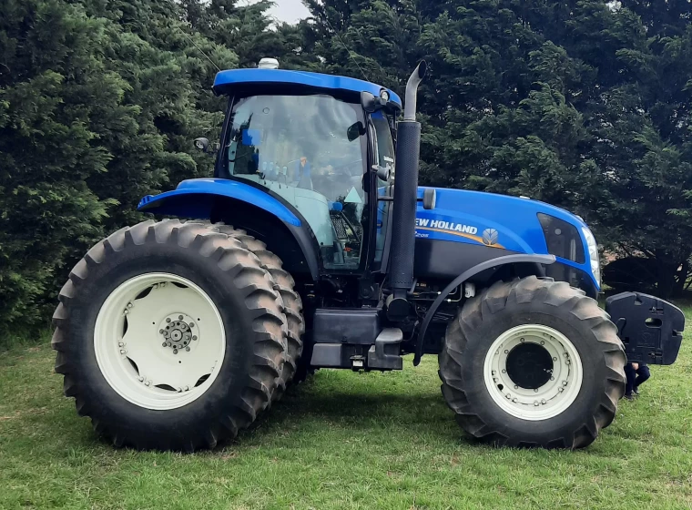 Tractor New Holland T7.205, año 2017