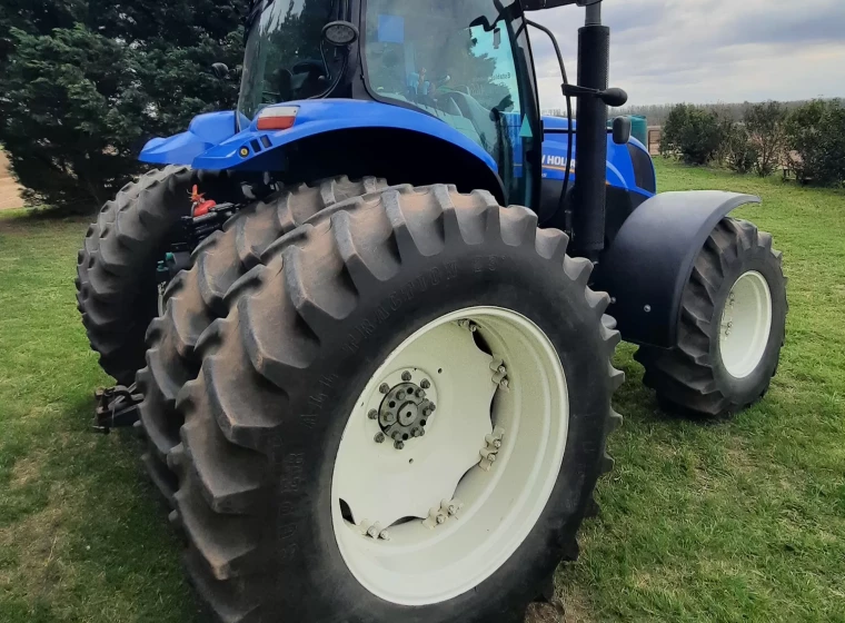 Tractor New Holland T7.205, año 2017