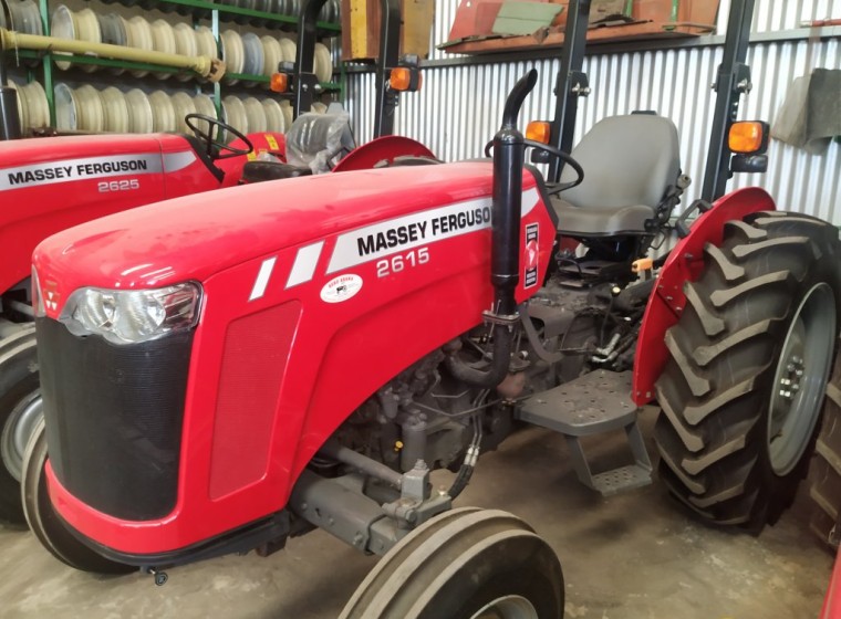 Tractor Massey Ferguson 2615, año 0