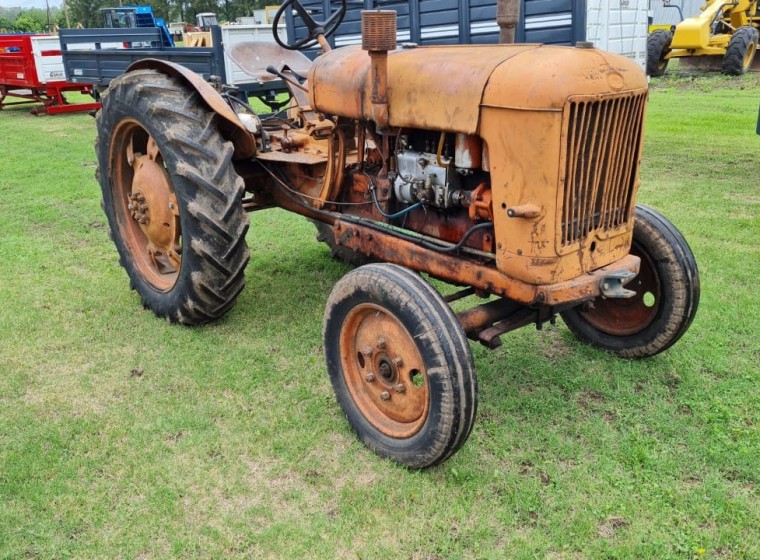 Tractor Someca DA50, año 1