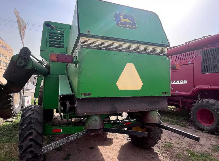 Cosechadora John Deere 1175, año 1998