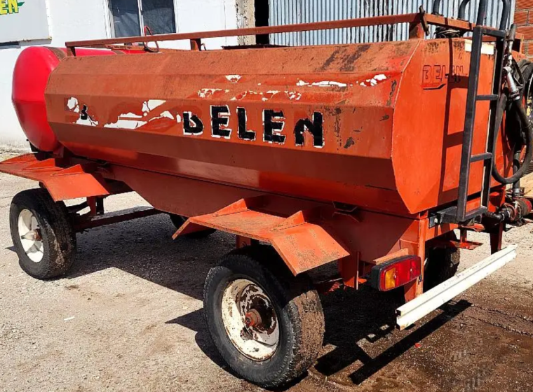 Acoplado Belen 3000, año 2015