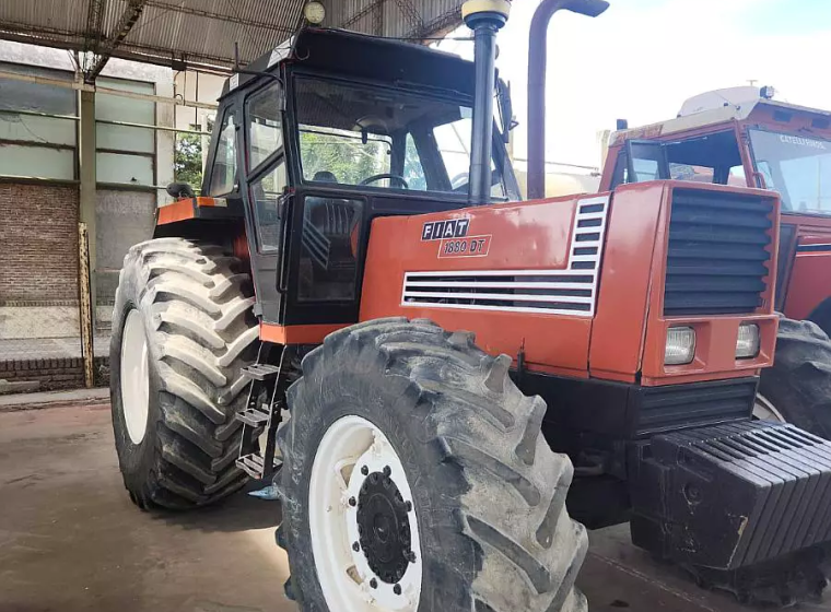 Tractor Fiat 1880, año 1986