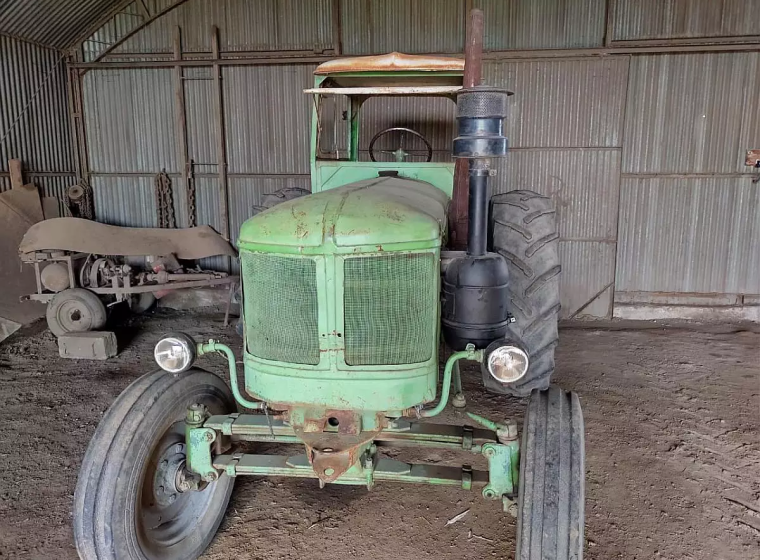 Tractor Deutz 70, año 1980