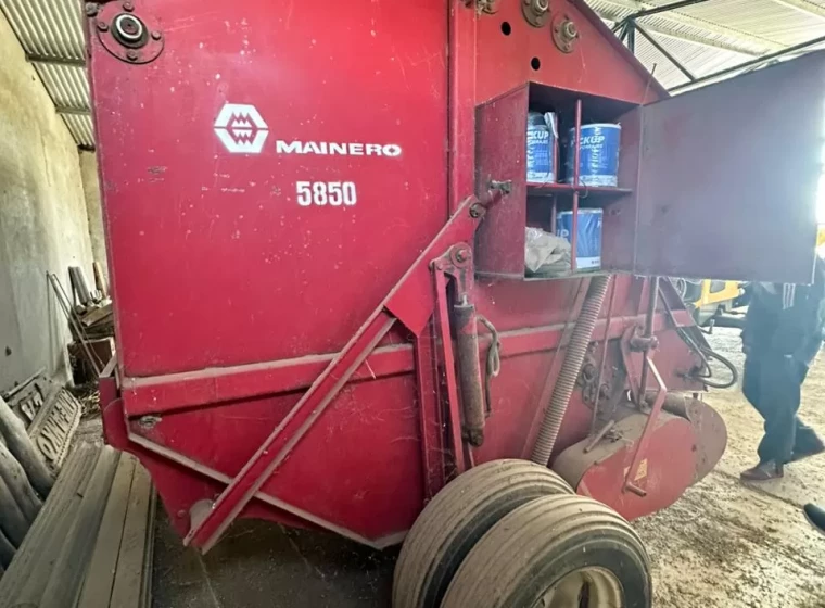 Rotoenfardadora Mainero 5850, año 2001