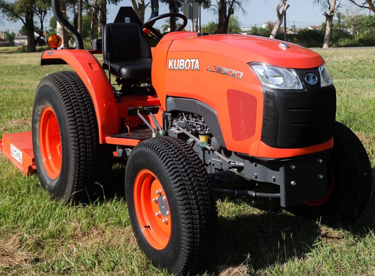 Tractor Kubota L3800 Turf, año 0