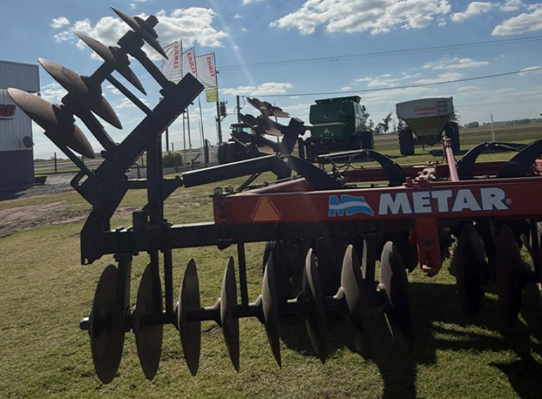 Disco Metar 44 platos, año 1