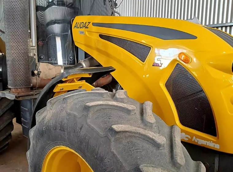 Tractor Pauny Audaz 2200, año 2018