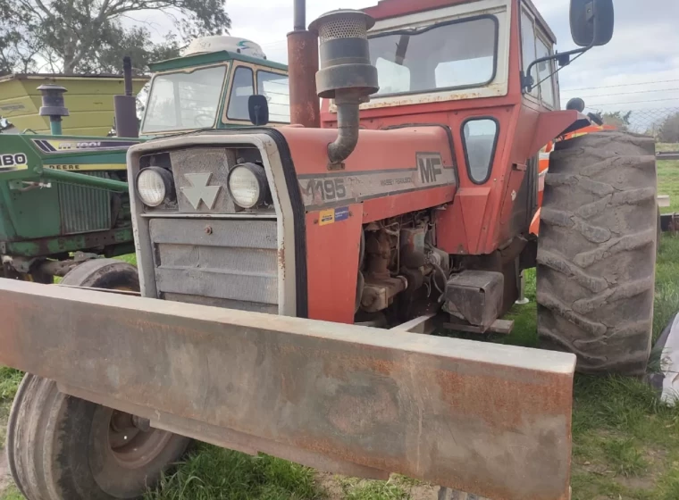 Tractor Massey Ferguson 1195, año 1995