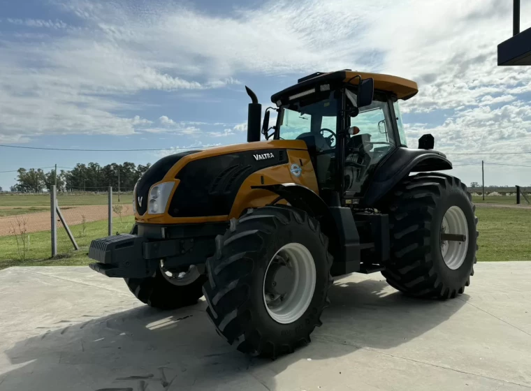 Tractor Valtra BT 190, año 2018