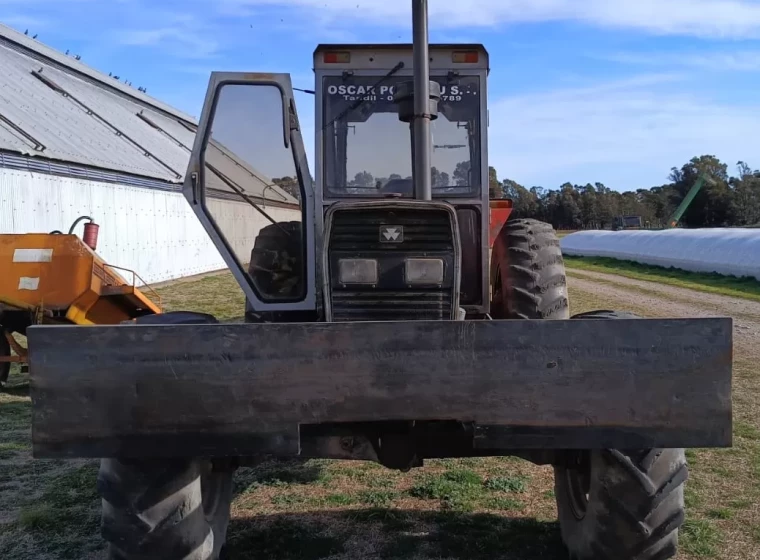 Tractor Massey Ferguson 1660, año 1997