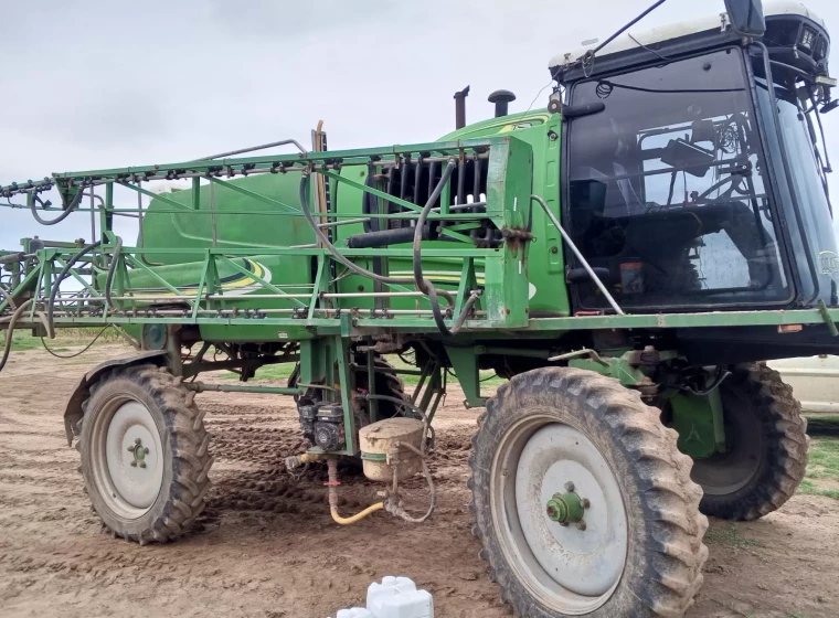 Pulverizadora Metalfor 3200, año 2003