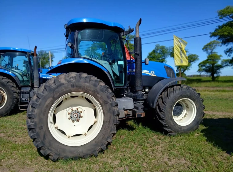 Tractor New Holland T7.205, año 2018