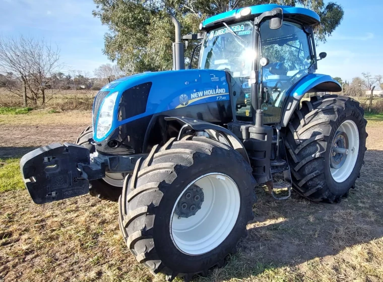 Tractor New Holland T7.195, año 2018