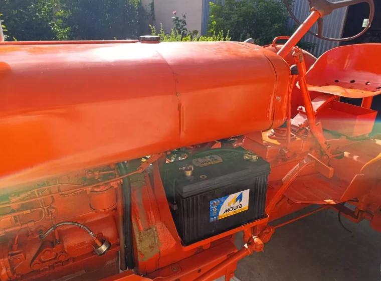 Tractor Someca 45, año 1960