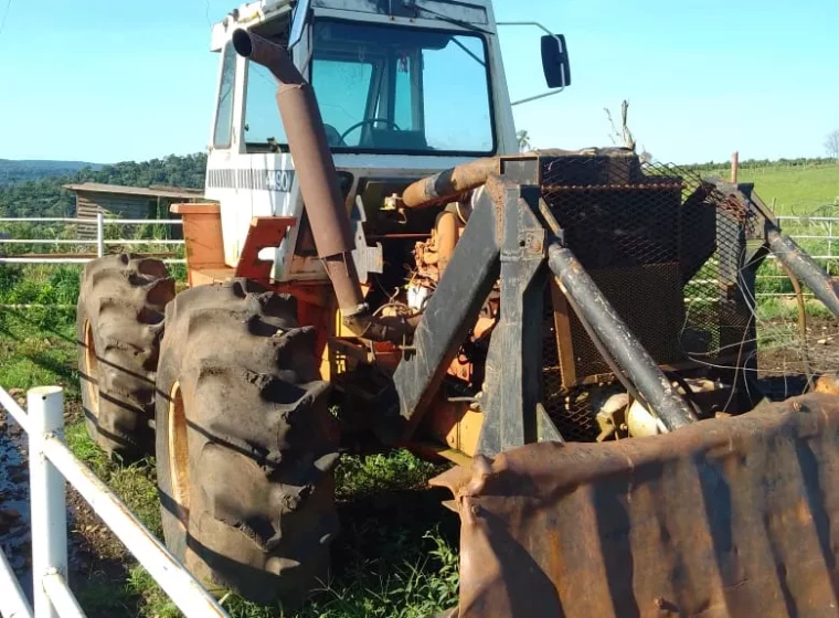 Tractor Case 4490, año 1980