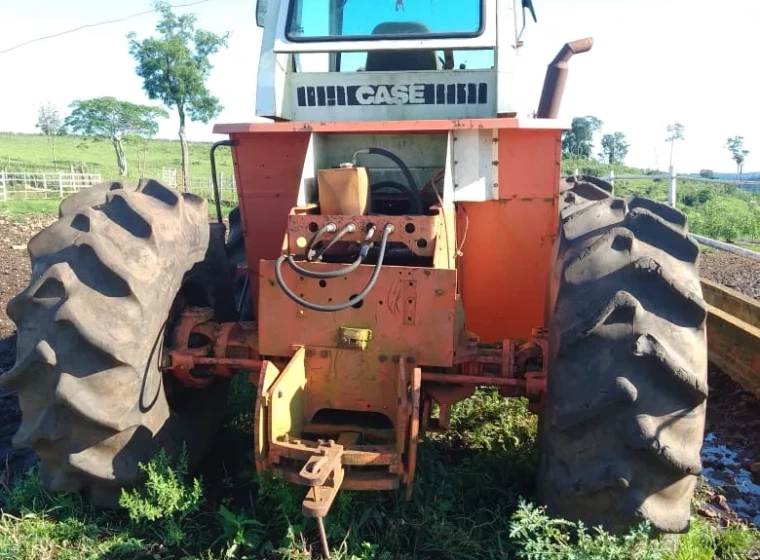 Tractor Case 4490, año 1980