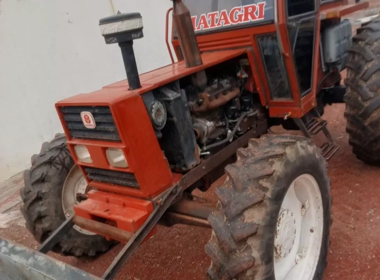 Tractor Fiat 115-90, año 1990