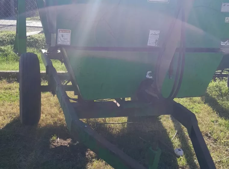 Mixer Montecor 3 toneladas, año 2020