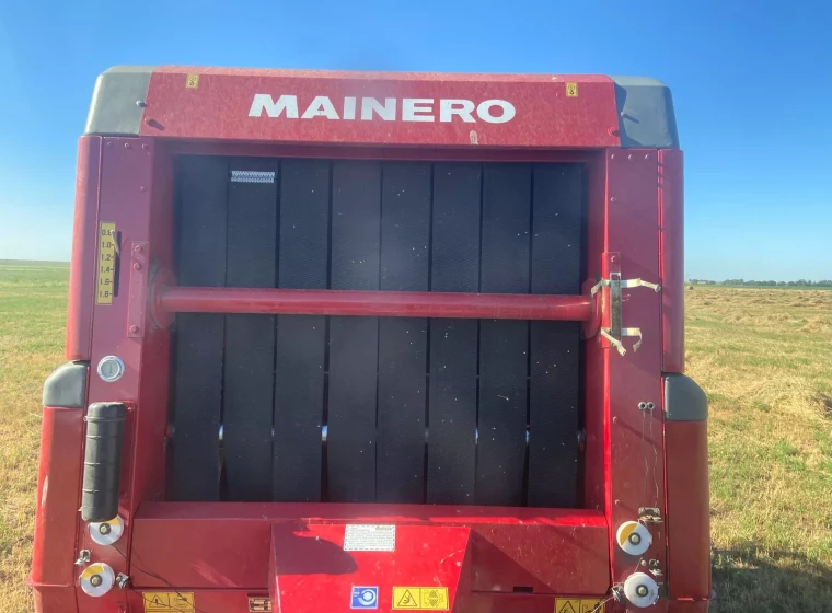 Rotoenfardadora Mainero 5887, año 2023