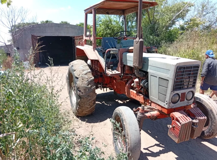 Tractor Belarus A 850, año 2000