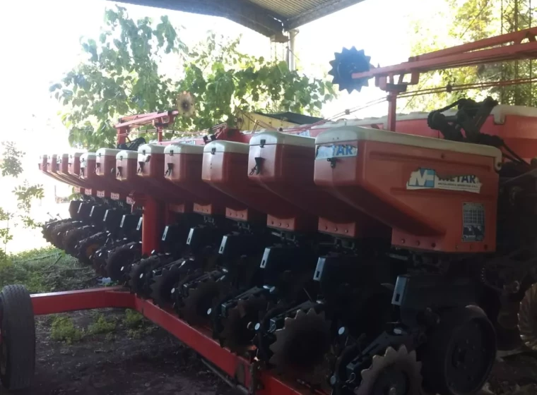 Sembradora Metar 1252, año 2000