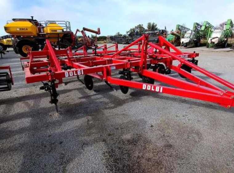 Labranza Dolbi PD 800, año 0