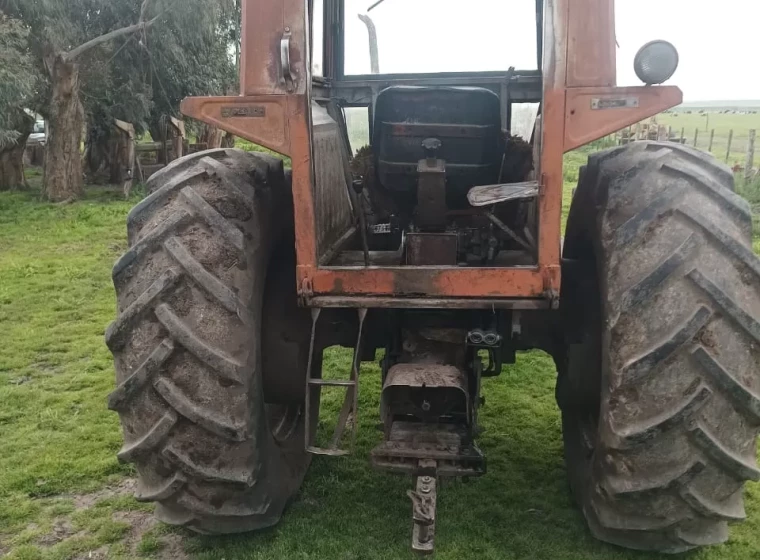 Tractor Fiat 800E, año 1979