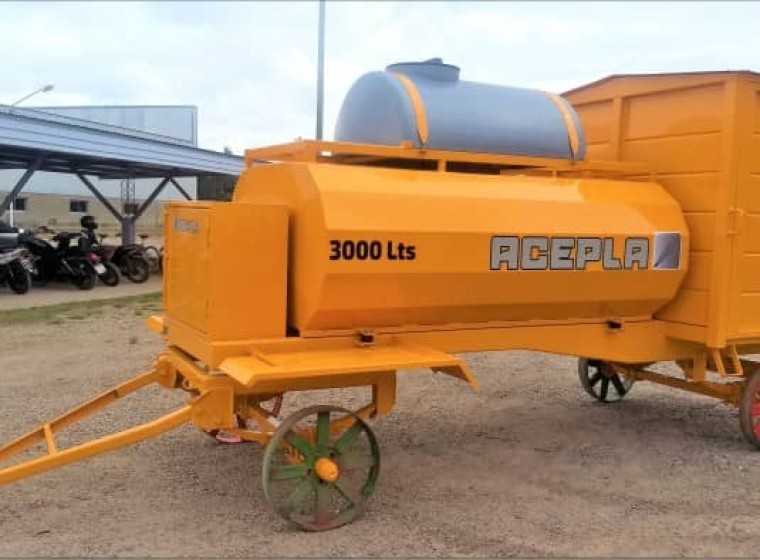 Acoplado Acepla 3000 lts con taller, año 0