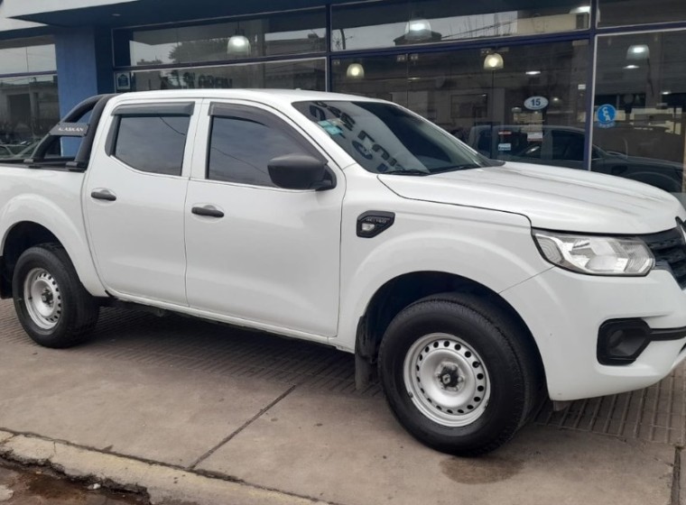 Vehículo Renault Alaskan Comfort 2.3 TDI, año 2021