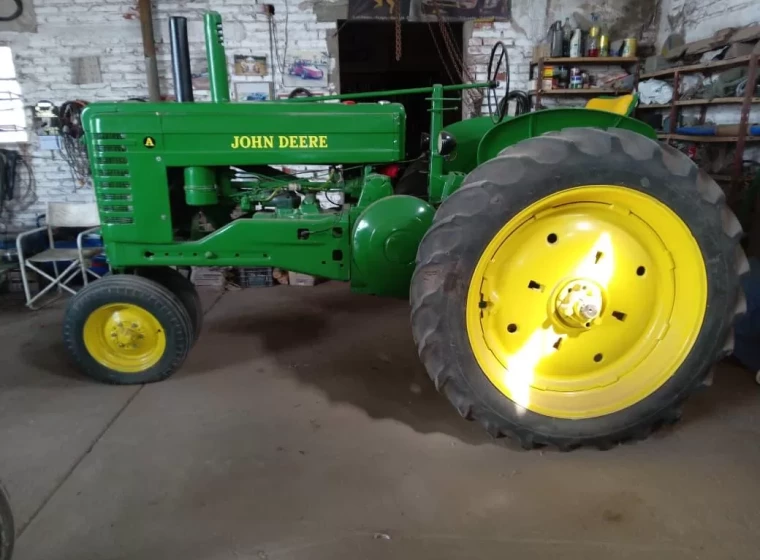 Tractor John Deere A, año 1938