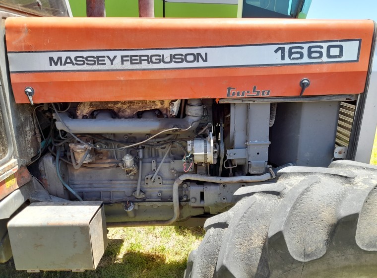Tractor Massey Ferguson 1660, año 1994