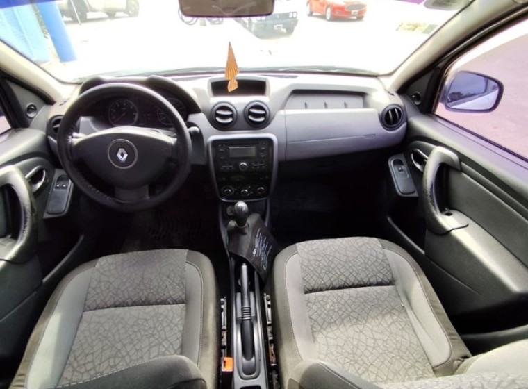 Vehículo Renault Duster Dynamique 1.6, año 2012