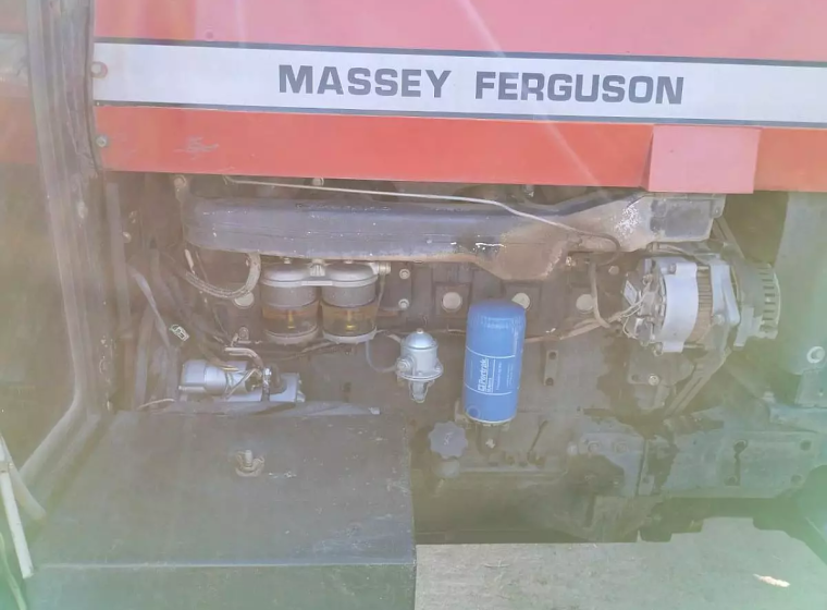 Tractor Massey Ferguson 297, año 2005