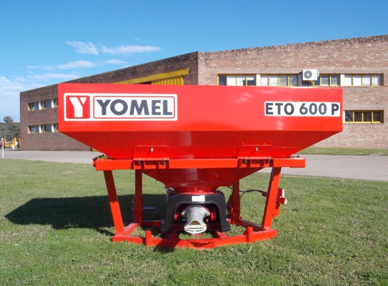 Fertilizadora Yomel ETO 600 A-P, año 0