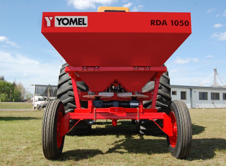Fertilizadora Yomel RDA 1050, año 0