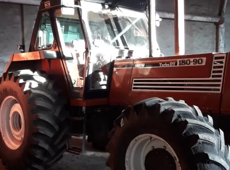 Tractor Fiat 180-90, año 1995