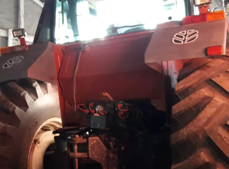 Tractor Fiat 180-90, año 1995